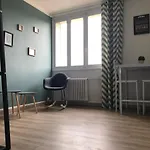 Bel Appartement Renove, Spacieux Et Lumineux