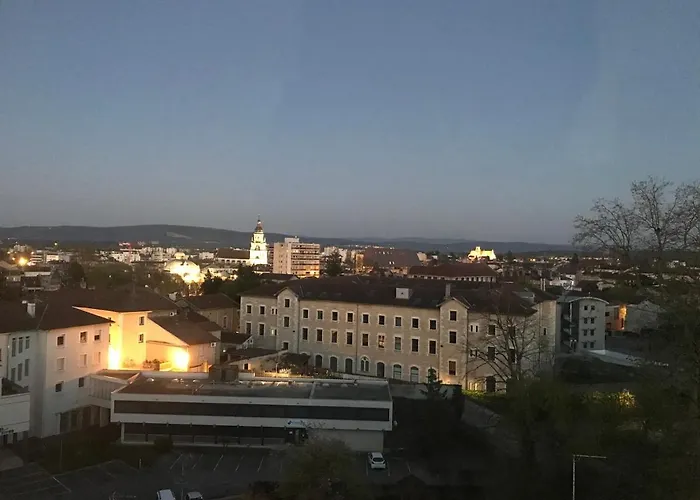 Bel Appartement Renove, Spacieux Et Lumineux